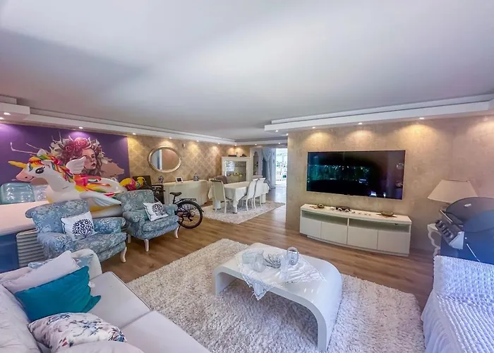 Oezel Huzurlu * Marmaris